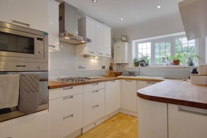 Kitchen- click for photo gallery